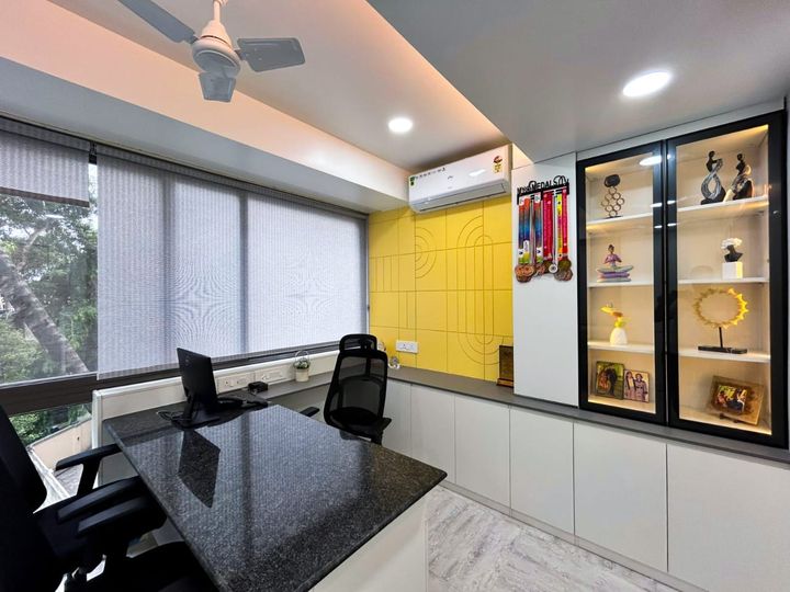Director’s cabin, office interior by Creativio Design